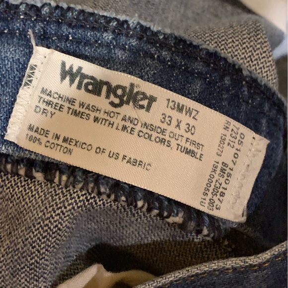 Vintage Wranglers 33”x 28” - Picture 4 of 6